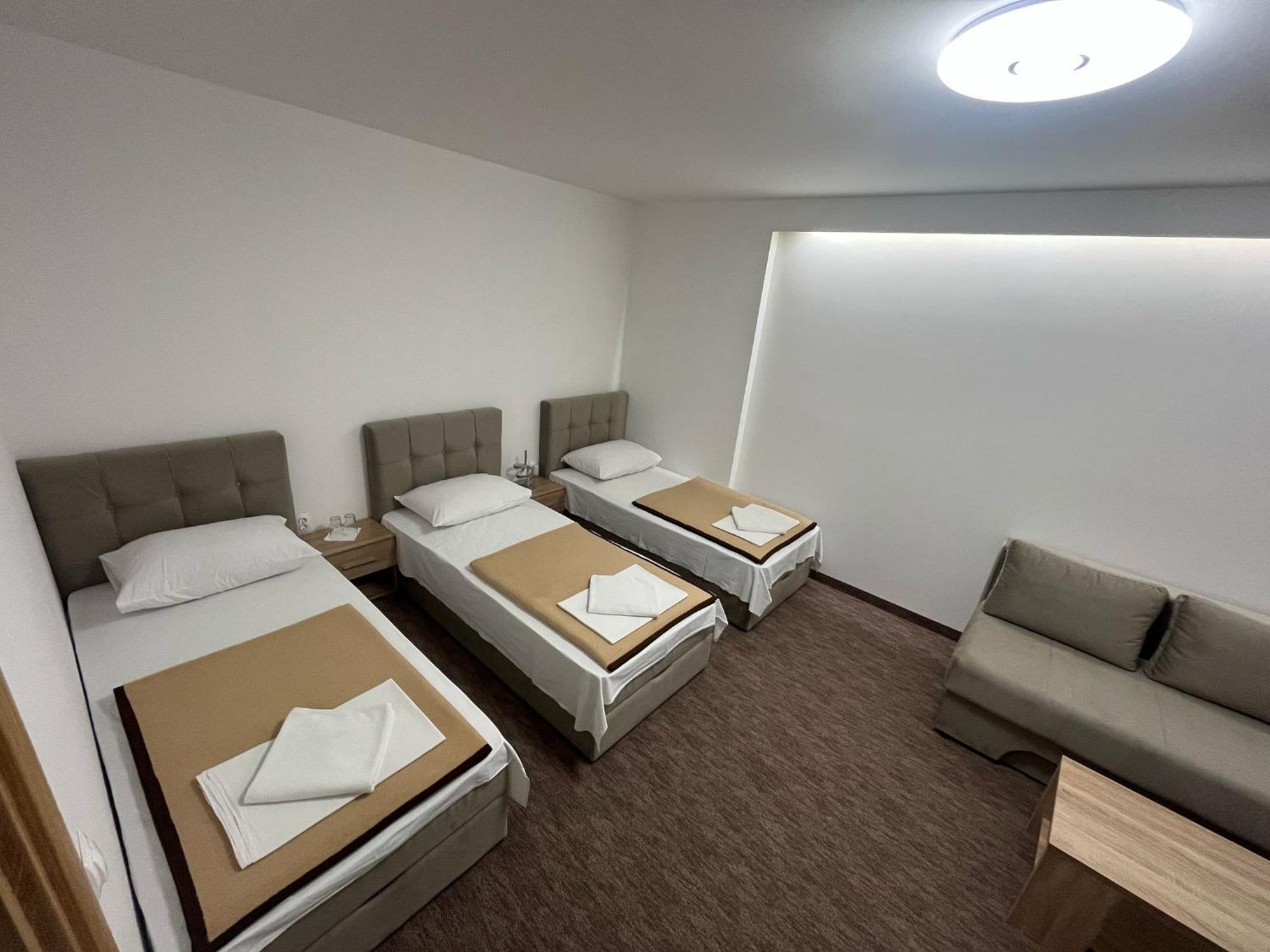 Motel Aura Mostar Extérieur photo