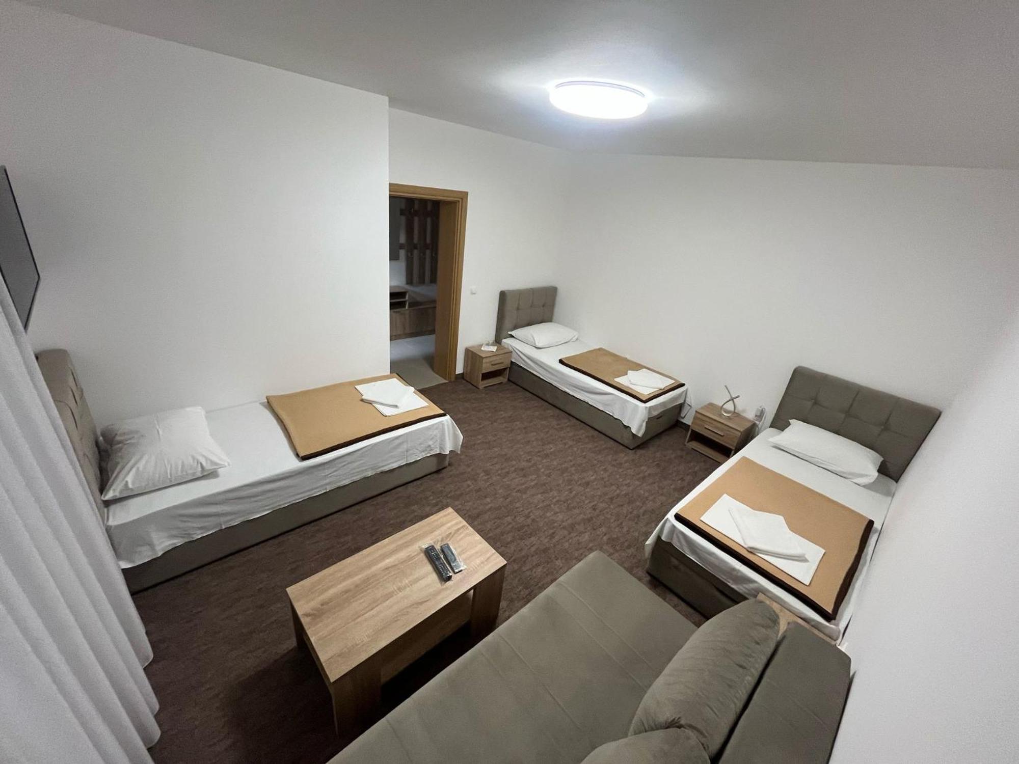 Motel Aura Mostar Extérieur photo