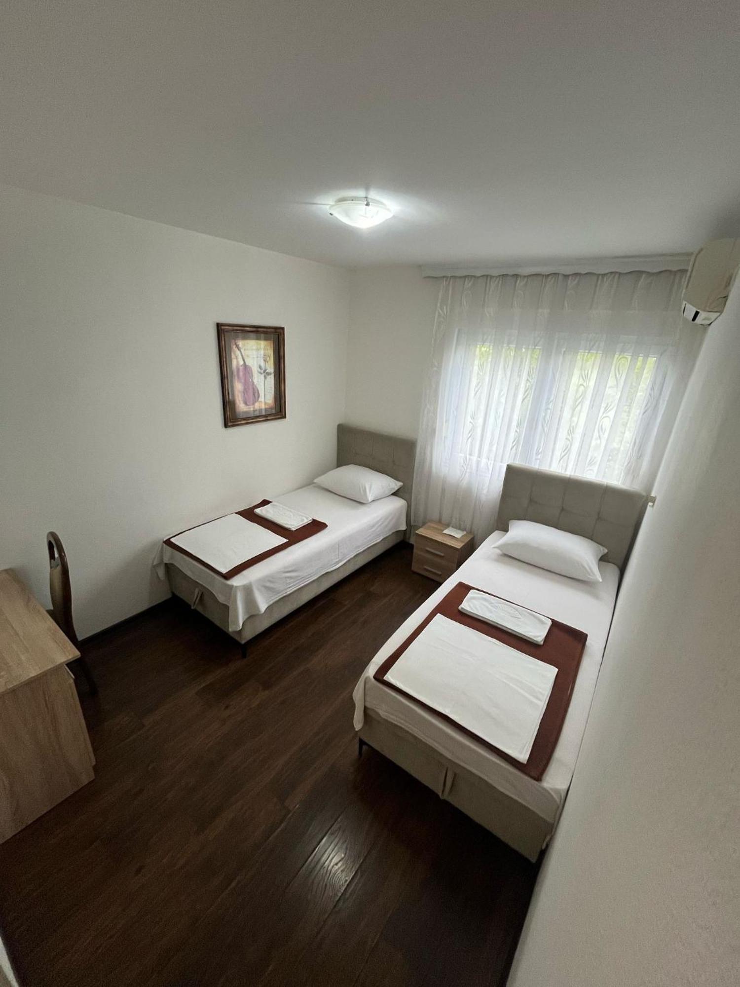 Motel Aura Mostar Extérieur photo